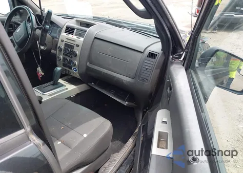 2011 Ford Escape Xlt из США, поврежденный, VIN 1FMCU9DG0BKA03206